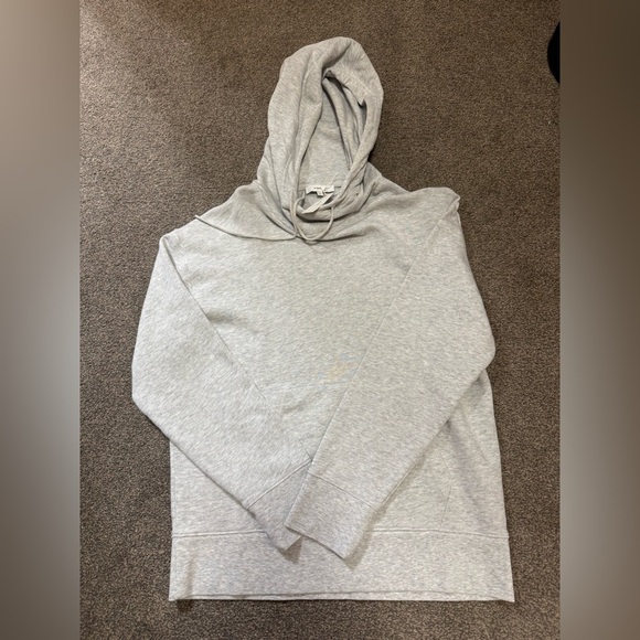 NWT Vince Women’s Essential Hoodie size M 100% Cotton in Heather Gray - Picture 2 of 6